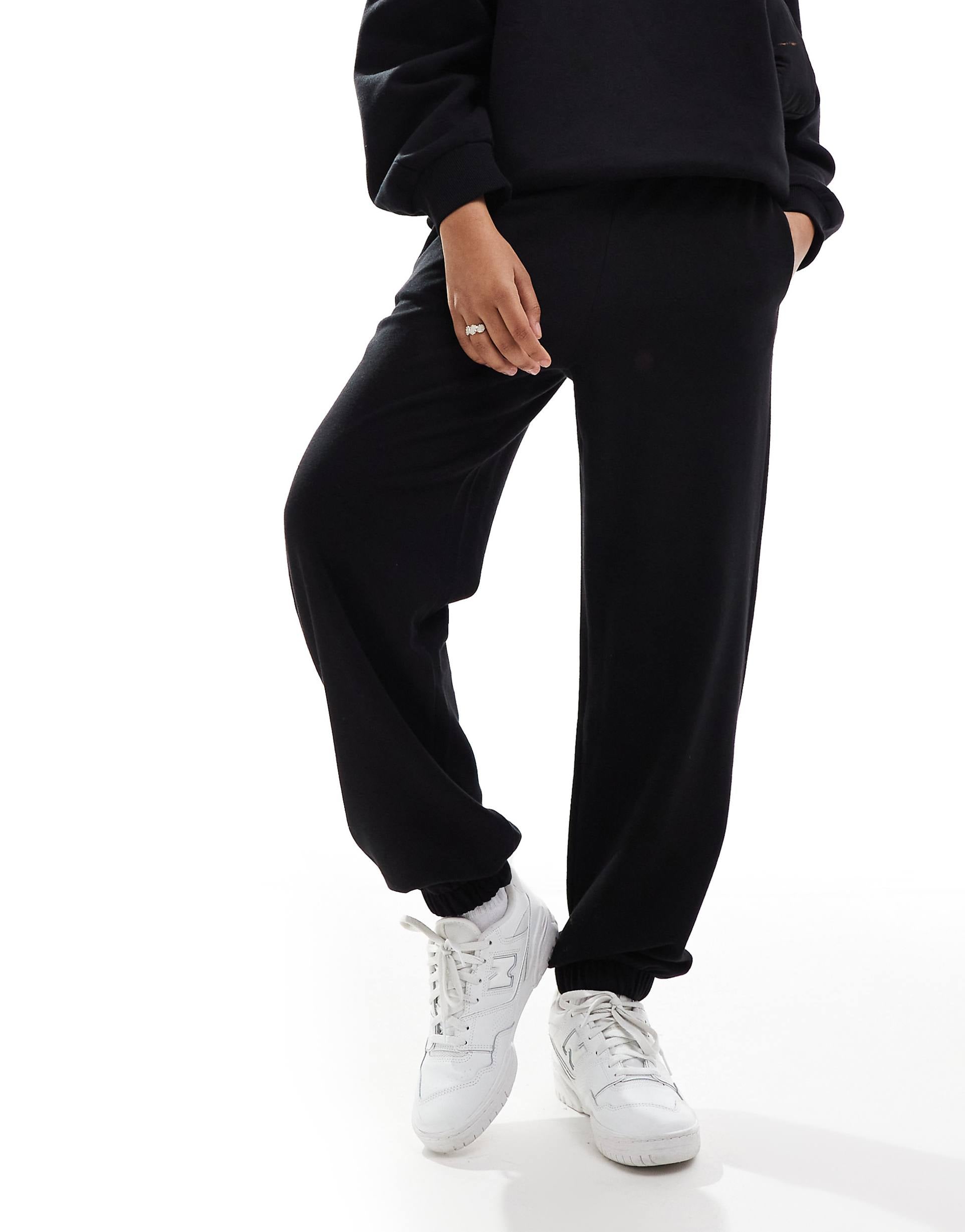 Avondale Black Tracksuit